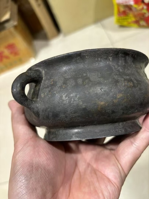 古玩銅器蚰龍耳爐真品鑒賞圖