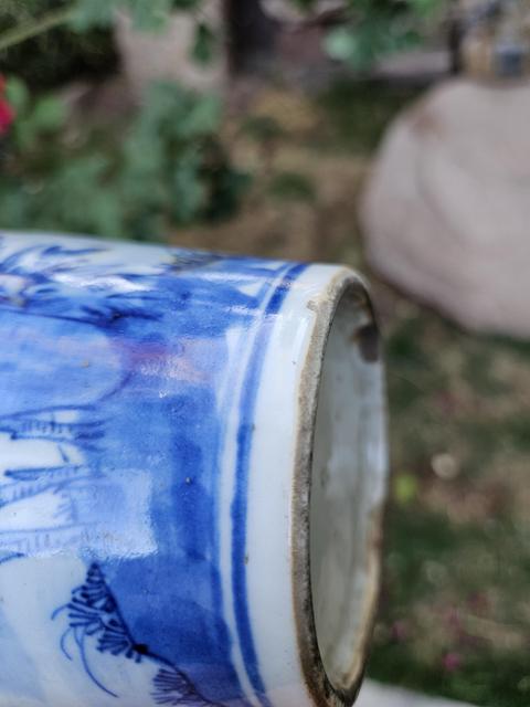 古玩陶瓷青花花卉紋瓶真品鑒賞圖