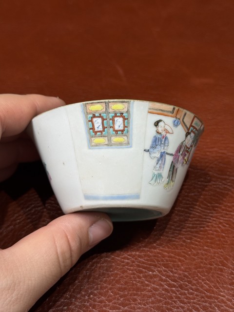 古玩陶瓷清中期 粉彩人物紋馬蹄杯真品鑒賞圖