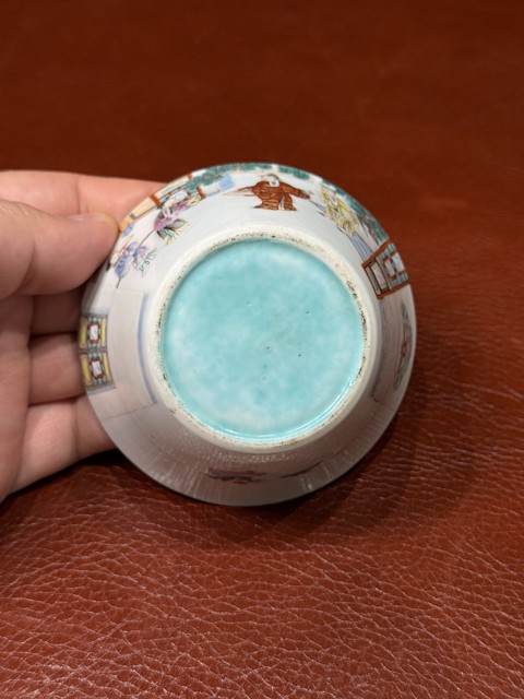 古玩陶瓷清中期 粉彩人物紋馬蹄杯真品鑒賞圖