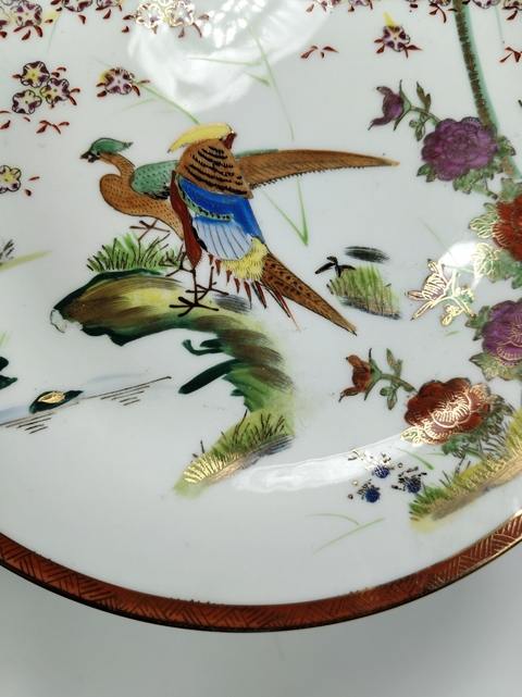 古玩陶瓷粉彩花鳥紋盤真品鑒賞圖