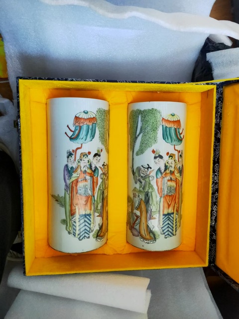 古玩陶瓷過墻龍紋青花盤真品鑒賞圖