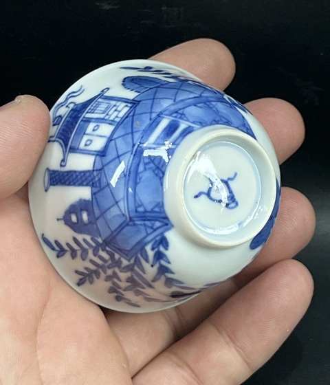 古玩陶瓷青花西洋風(fēng)景圖杯碟拍賣，當(dāng)前價格6600元