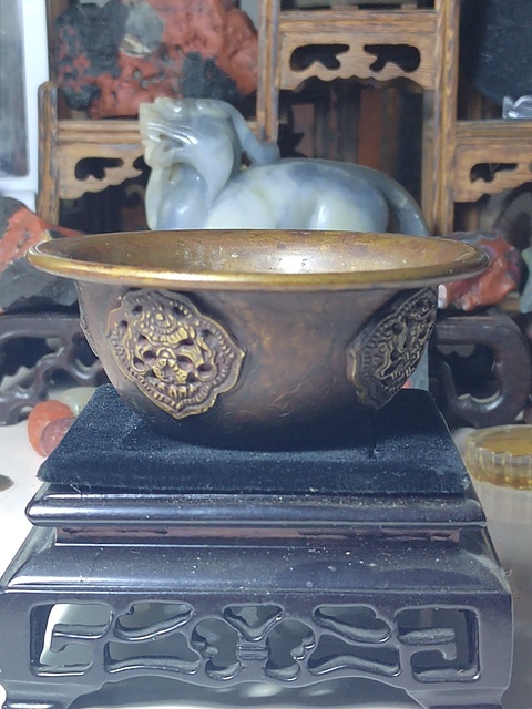 古玩銅器藏傳凈水碗拍賣(mài),當(dāng)前價(jià)格3800元