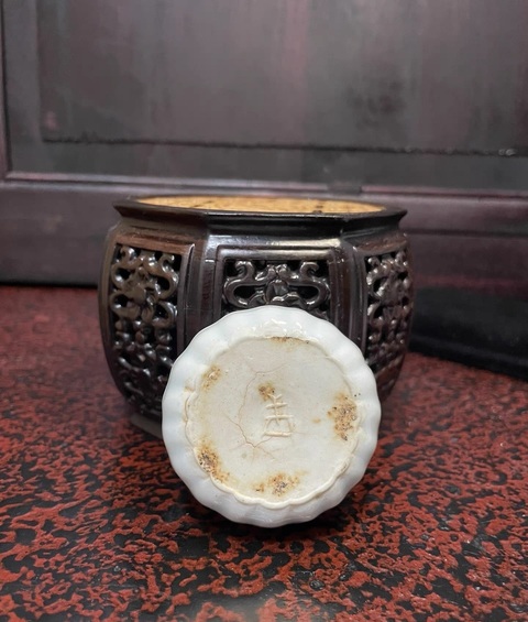 古玩陶瓷湖田窯影青粉盒拍賣，當前價格58888元