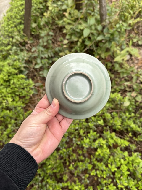 古玩陶瓷龍泉青瓷折沿洗拍賣(mài),當(dāng)前價(jià)格5000元