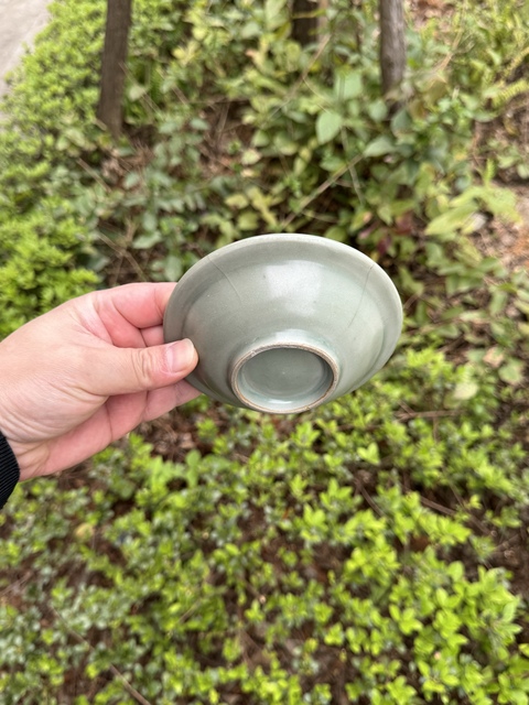 古玩陶瓷龍泉青瓷折沿洗拍賣(mài),當(dāng)前價(jià)格5000元