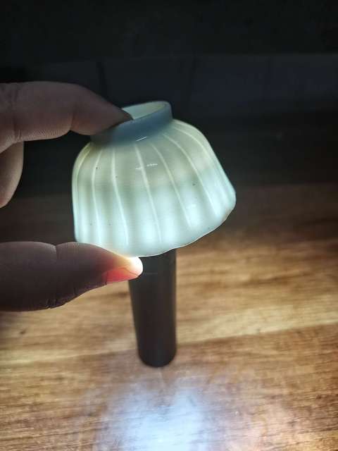 古玩陶瓷清中晚期白釉花口杯拍賣,當前價格950元