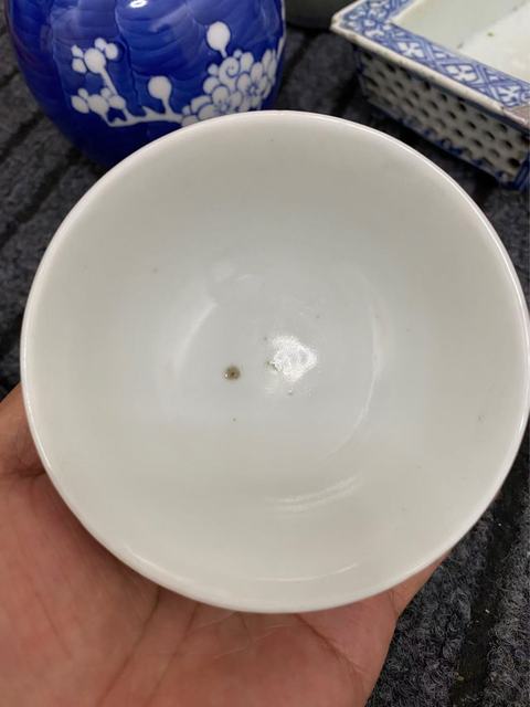 古玩陶瓷民國百花茶碗真品鑒賞圖