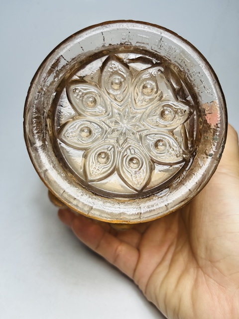 古玩雜項琉璃鼓釘杯拍賣,當前價格299元