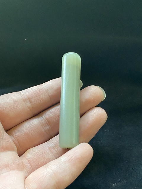 古玩玉器清·和田玉管真品鑒賞圖