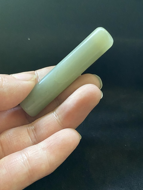 古玩玉器清·和田玉管真品鑒賞圖