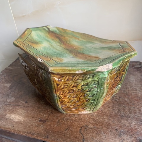 古玩陶瓷三彩瓷枕標(biāo)本拍賣，當(dāng)前價(jià)格3600元