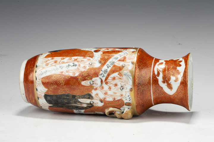 古玩陶瓷清晚期·礬紅描金墨彩人物詩文獸耳瓶拍賣，當(dāng)前價格2000元