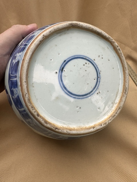古玩陶瓷清代康熙翠毛藍花間壽字紋青花罐拍賣，當前價格888元