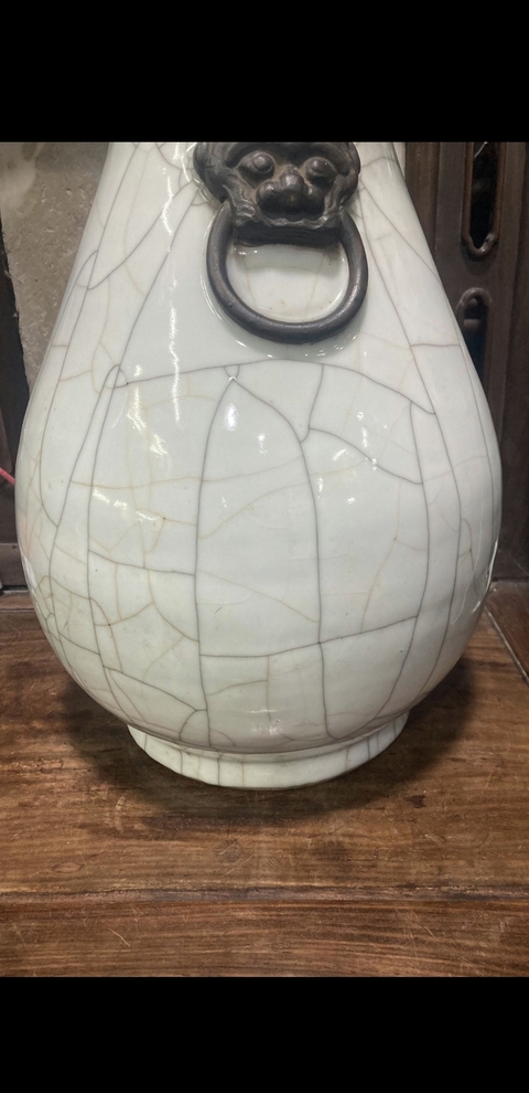 古玩陶瓷哥釉獅耳瓶真品鑒賞圖