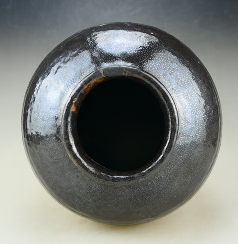 古玩陶瓷明末清初·黑釉油滴罐(真油滴滿天星)拍賣,當(dāng)前價格200元