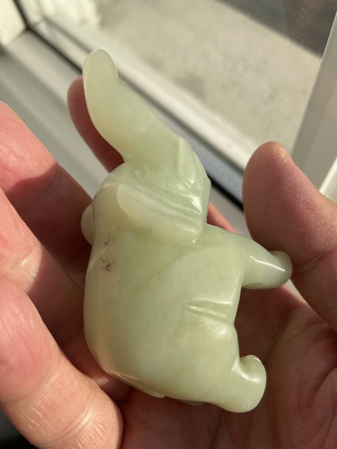 古玩玉器岫玉雕“大象”擺件真品鑒賞圖
