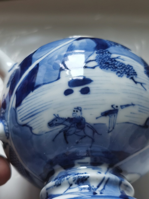 古玩陶瓷清康熙·青花山水人物紋把壺拍賣,當前價格5000元