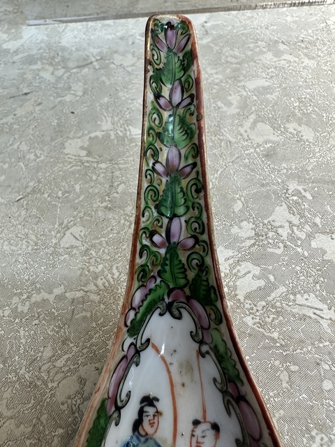 古玩陶瓷清晚期廣彩人物勺子拍賣，當前價格130元