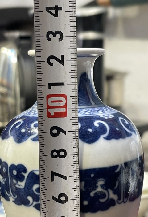 古玩陶瓷龍紋青花撇口瓶真品鑒賞圖