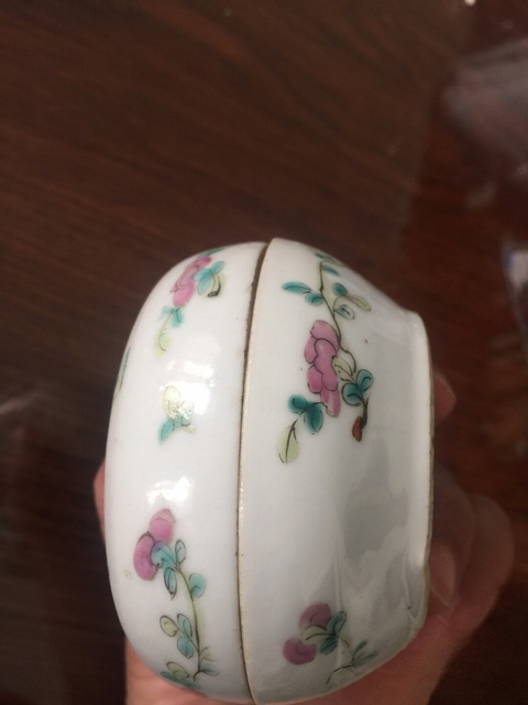 古玩陶瓷晚清麒麟送子粉彩蓋盒拍賣，當前價格1200元
