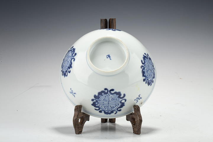 古玩陶瓷晚清·青花五福捧壽紋碗拍賣,當前價格776元