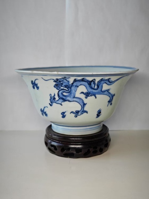 古玩陶瓷青花龍鳳紋撇口碗真品鑒賞圖