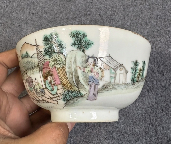 古玩陶瓷晚清 粉彩人物山水漁家樂茶碗拍賣,當前價格1800元