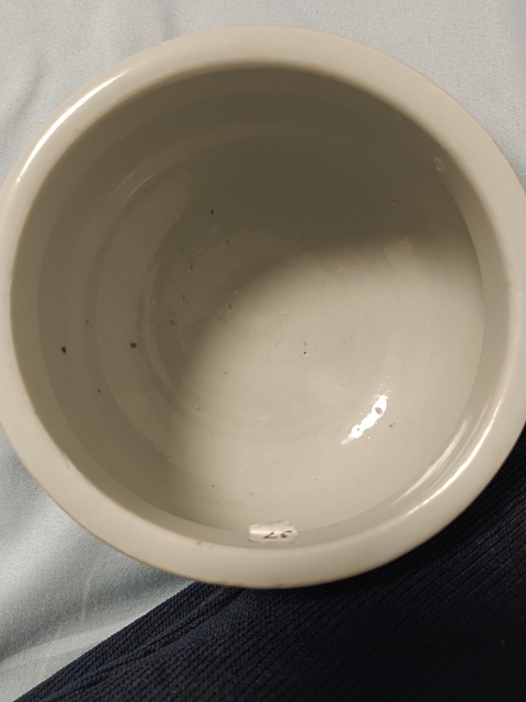 古玩陶瓷雙鋪首紅釉圈足香爐真品鑒賞圖