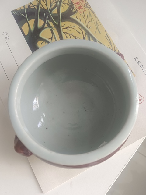 古玩陶瓷雙鋪首紅釉圈足香爐真品鑒賞圖