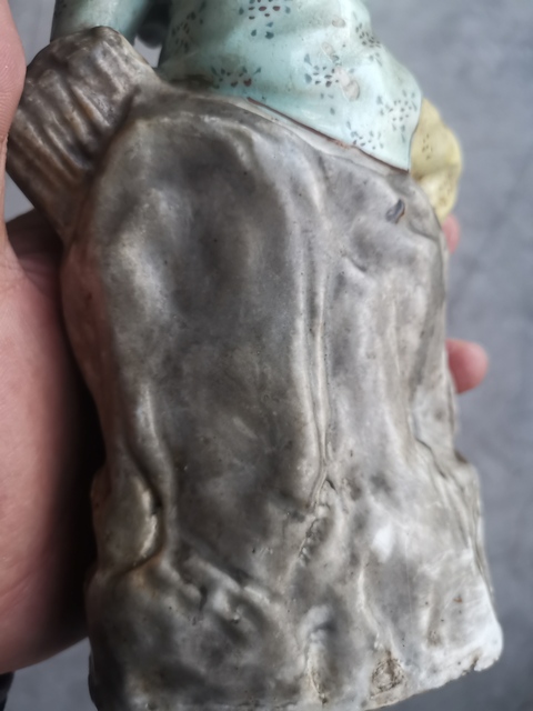 古玩陶瓷粉彩人物瓷塑雕像真品鑒賞圖