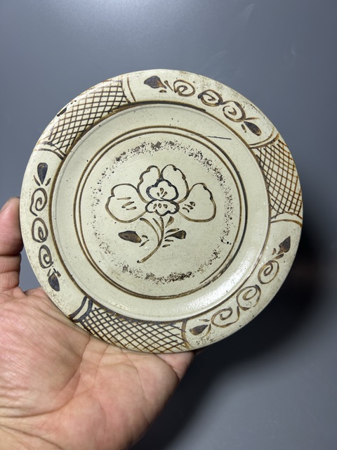古玩陶瓷元代磁州窯白地黑花折枝牡丹盤(折枝牡丹)拍賣,當前價格3200元