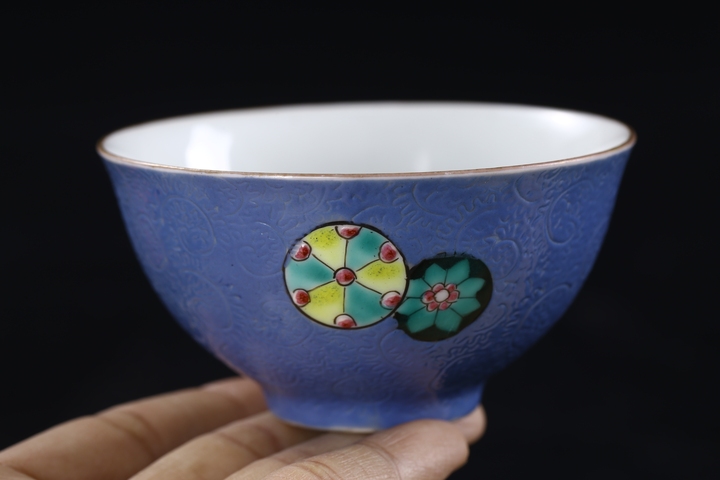 古玩陶瓷粉彩碗真品鑒賞圖