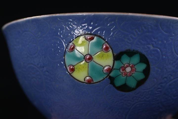 古玩陶瓷粉彩碗真品鑒賞圖