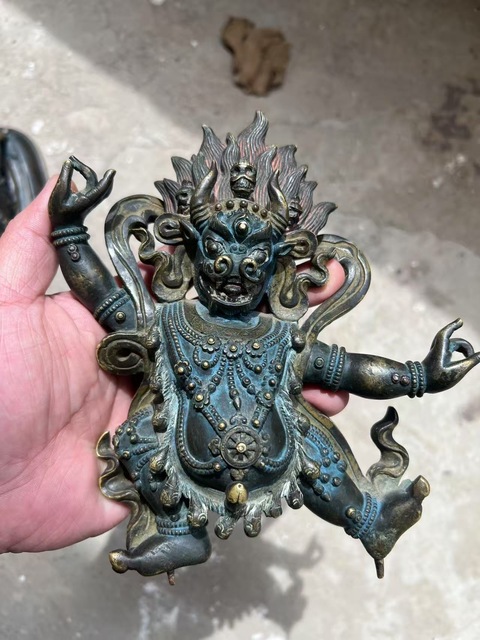 古玩銅器造像真品鑒賞圖