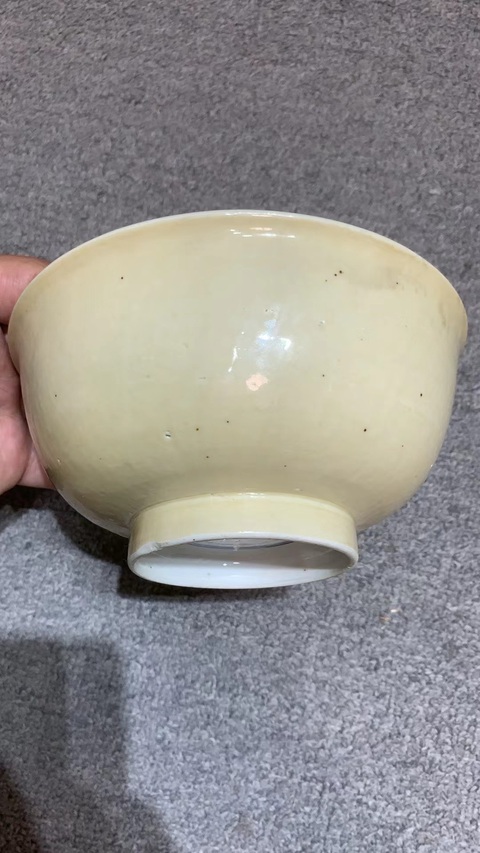 古玩陶瓷外醬釉內(nèi)青花花卉紋碗真品鑒賞圖