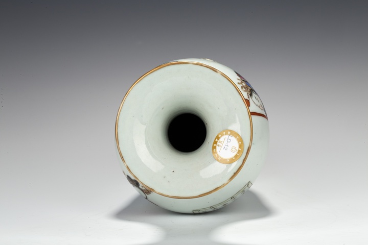 古玩陶瓷清晚·粉彩無(wú)雙譜人物詩(shī)文撇口瓶拍賣(mài)，當(dāng)前價(jià)格14000元