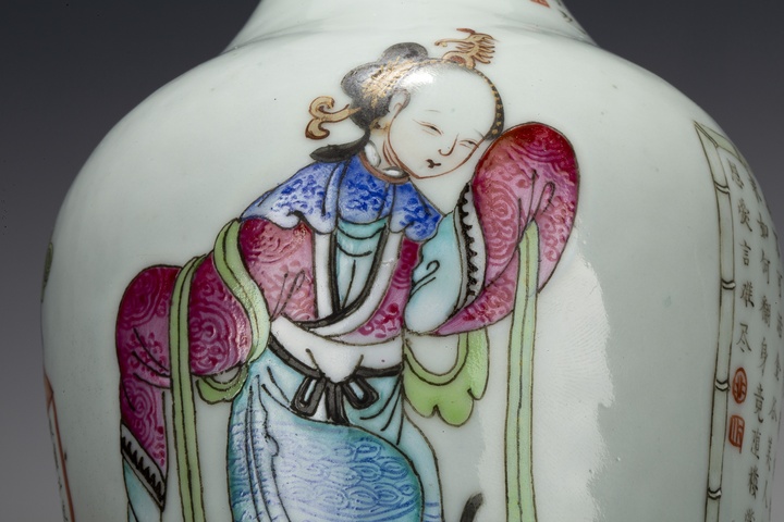 古玩陶瓷清晚·粉彩無(wú)雙譜人物詩(shī)文撇口瓶拍賣(mài)，當(dāng)前價(jià)格14000元