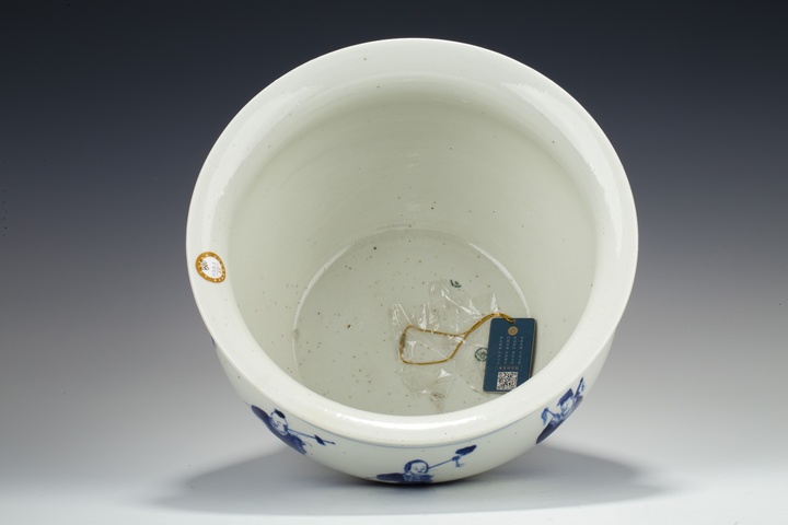 古玩陶瓷清晚·青花八仙人物紋羅漢爐真品鑒賞圖