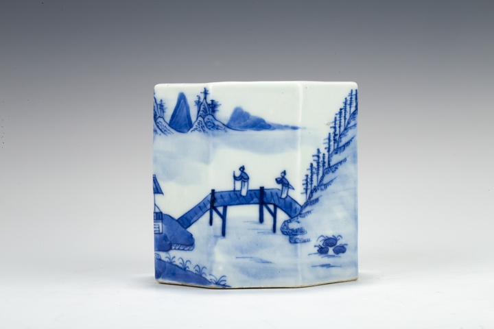 古玩陶瓷清道光·青花通景山水人物八方筆筒真品鑒賞圖