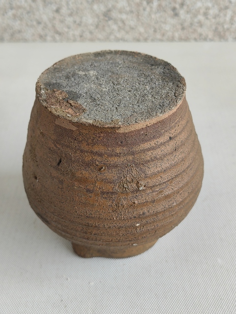 古玩陶瓷褐釉公道杯真品鑒賞圖