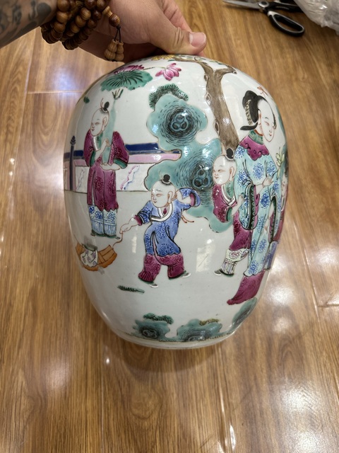 古玩陶瓷粉彩人物故事紋冬瓜罐真品鑒賞圖