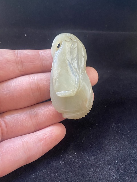 古玩玉器清·和田玉雕瓜果墜真品鑒賞圖