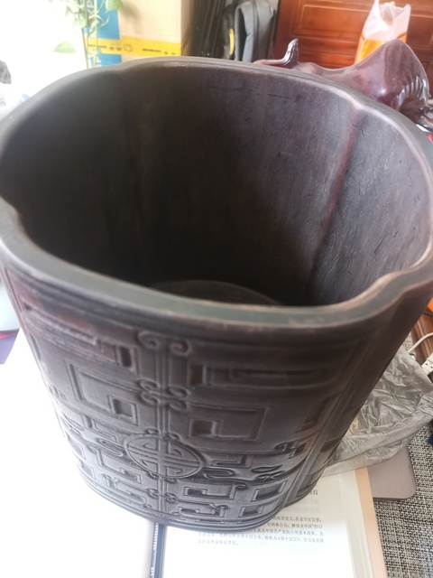 古玩雜項檀木博古紋飾大筆筒拍賣，當前價格2222元