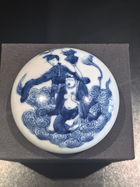 古玩陶瓷晚清青花八仙人物印盒拍賣,當前價格5588元