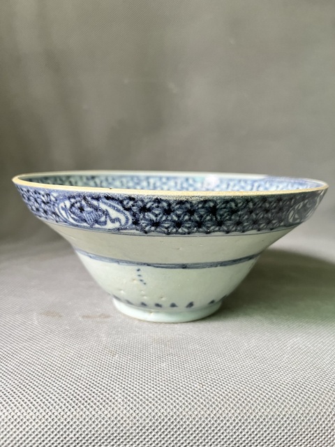 古玩陶瓷清代康熙~青花花卉紋折腰碗拍賣，當(dāng)前價(jià)格888元