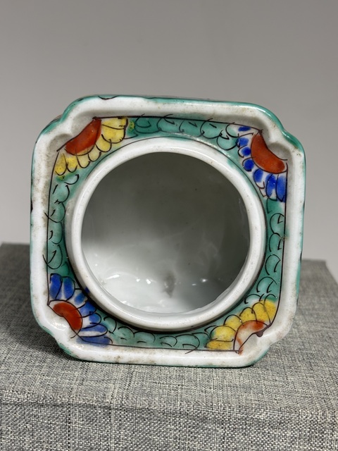 古玩陶瓷五彩水盂真品鑒賞圖