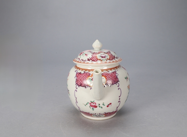 古玩陶瓷廣彩執(zhí)壺真品鑒賞圖