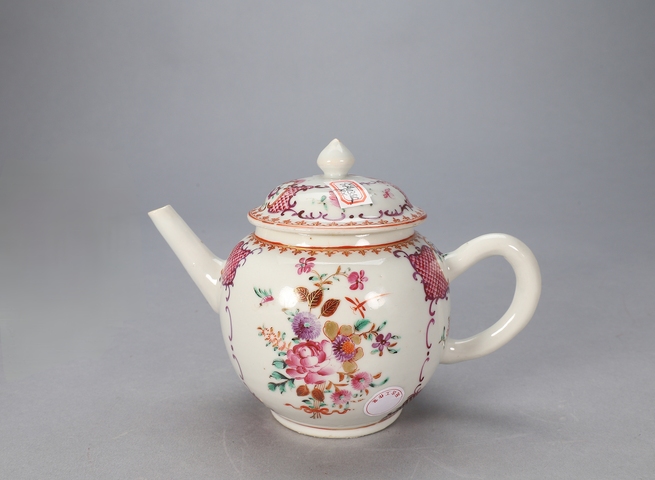 古玩陶瓷廣彩執(zhí)壺真品鑒賞圖